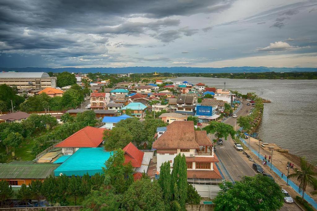 Phuglong Hotel Phayao Exterior photo